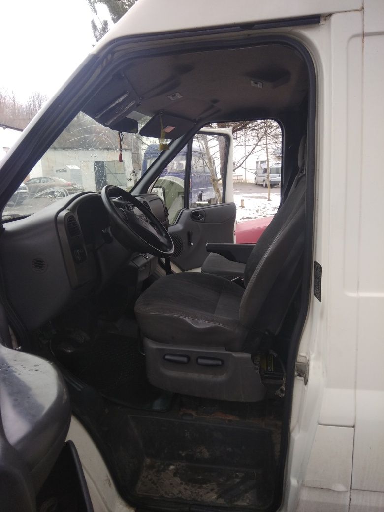 Ford Transit 2.0  2006