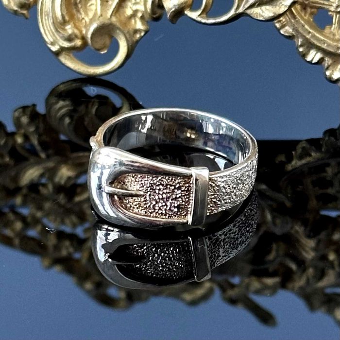 Srebrny pozłacany pierścionek - srebra próby 925 - pozłocony