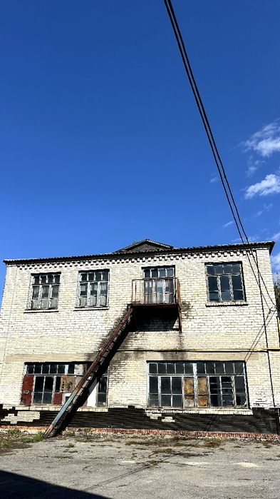 Продаж цілісного майнового комплексу "Довбиш Автотранс" площею 2200м2