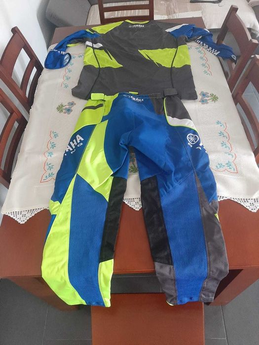 Equipamento completo  de motocrosse