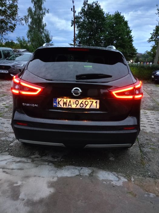 Nissan Qashqai 1,6 ,Panorama, Kamery 360, ful LED, przebieg 62 tys