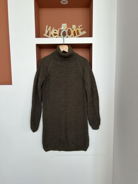 Тепла вʼязана сукня гольф хакі кольору oversize XS-S-M