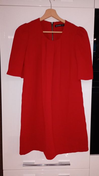 Czerwona piekna sukienka idealna na Święta, Sylwester,chrzciny