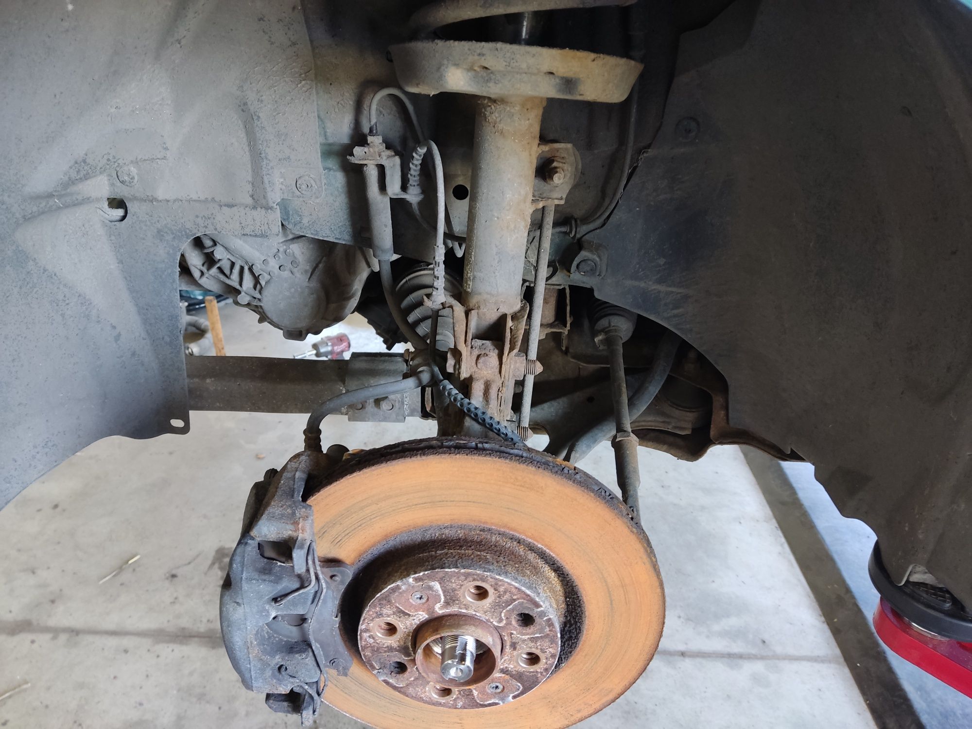 Zwrotnica zawieszenie lewa prawa strona Opel Corsa E Adam 1.4T 1.3 1.0