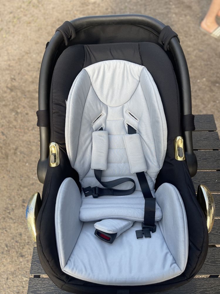 Автокрісло Junama