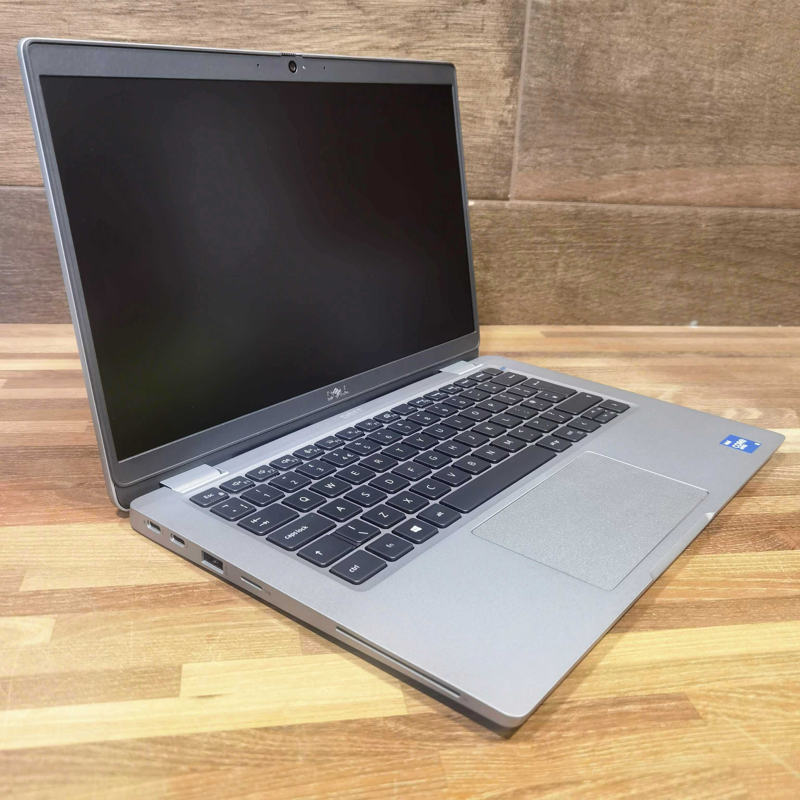 Laptop Dell Latitude 13 5320 | 13,3" Intel Core i5-1135G7 8 GB 256 GB