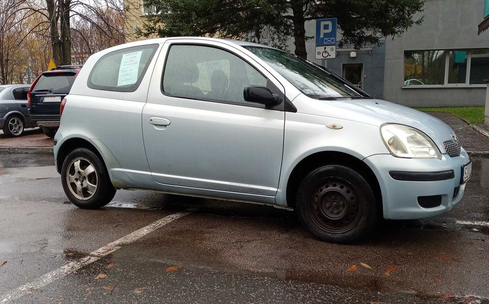 Yaris Lift  1.3 z długimi opłatami