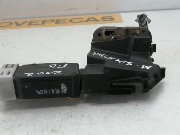 Fechadura / fecho porta trás direito MITSUBISHI Space Star Combi (DG_A