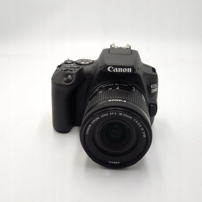 Lustrzanka canon eos 250d 18-55 stm