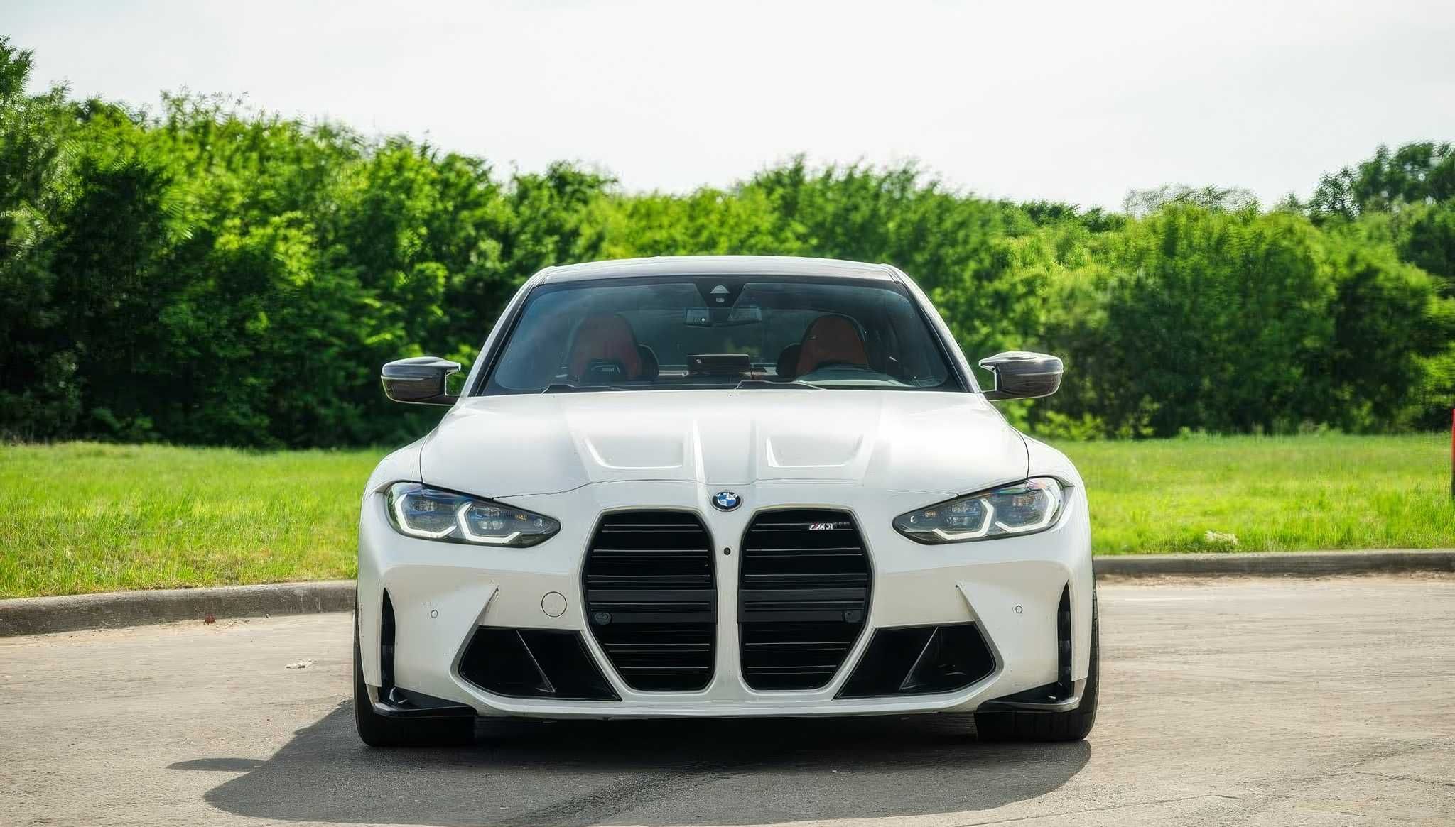 BMW M3      2021