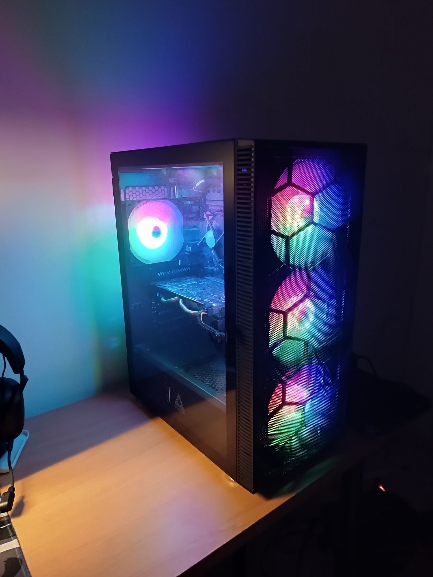 PC Gaming - i5 6600 / GTX 950 / 16GB RAM / SSD 500GB / 650W 80+ Bronze