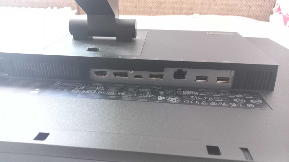 Monitor Lenovo Thinkvision P27h-28 27" LED 2560 x 1440 DisplayPort
