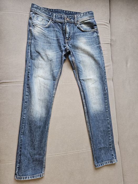 Męskie spodnie jeansowe