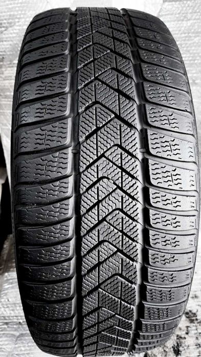 Шини Б/в 265.50.19 пара Pirelli