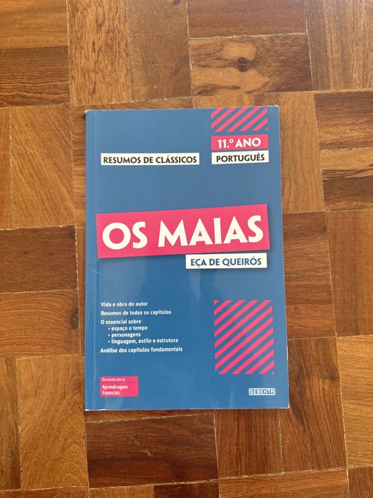 Livro de resumo Os Maias 11° ano português