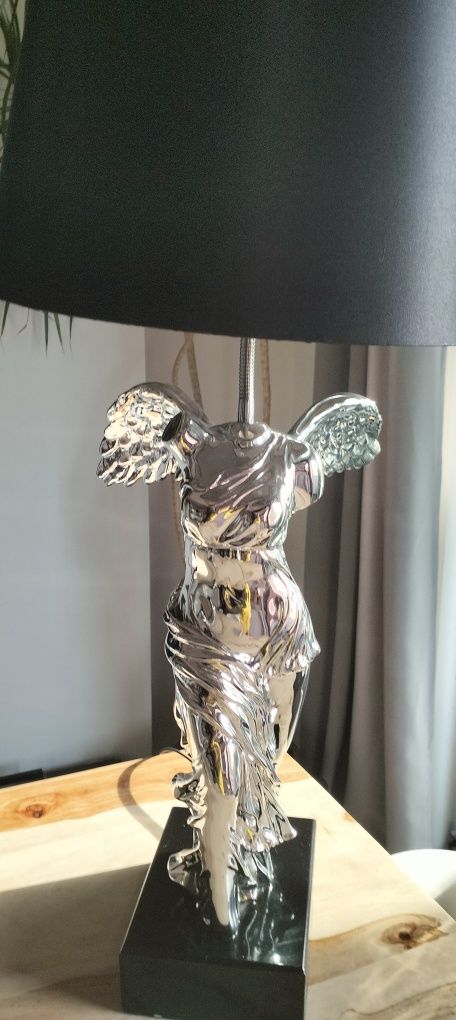 Kare Design Lampa Nike 650zł.