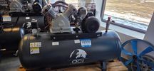Kompresor tłokowy ACI/REMEZA zbionik 270L wydajność 690L/min. FV nowy