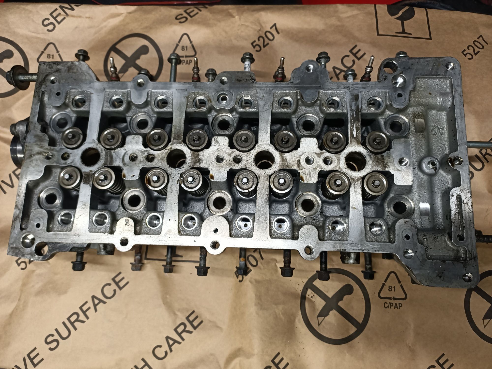 Głowica silnika 2.0 jtdm  Alfa Romeo Brera 159 Giulietta