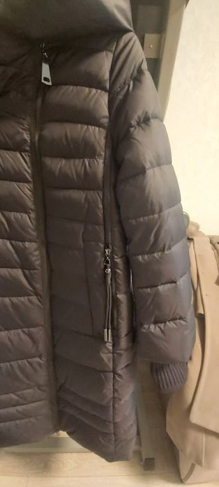 Жіночий плащ ...