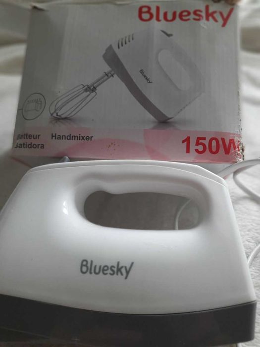 Mikser ręczny Bluesky. Jak nowe.