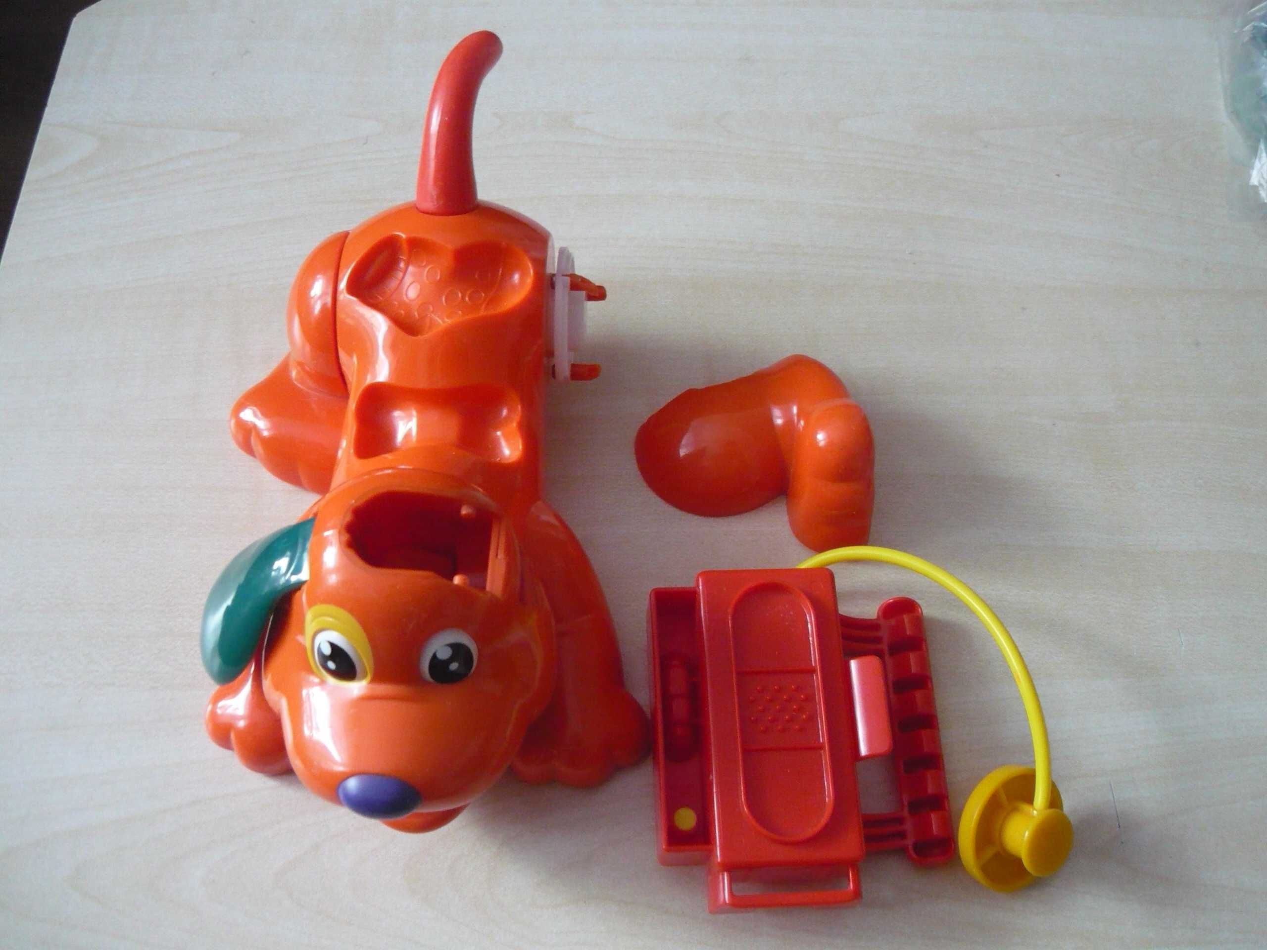 ciastolina wizyta u weterynarza play-doh  piesek Hasbro  foremki