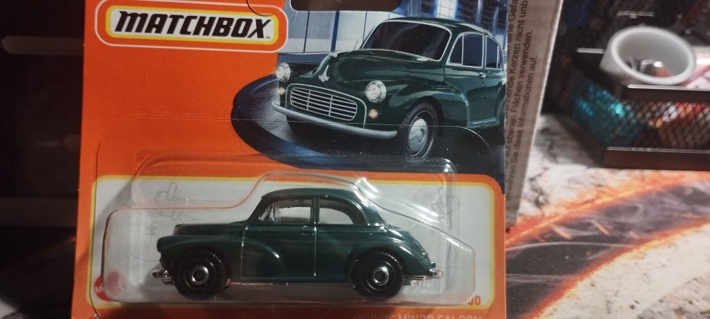 Morris Minor Salon ( matchbox)