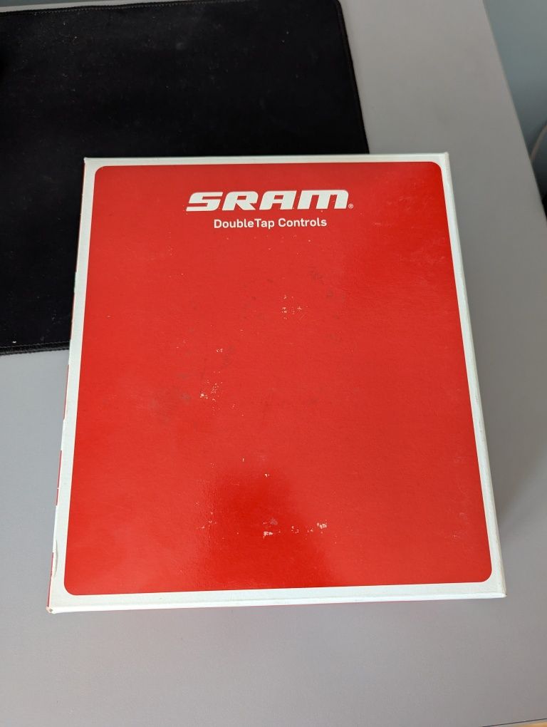Klamkomanetka szosowa, prawa Sram Apex 11-biegowa