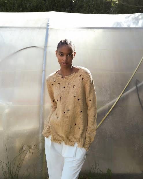 Светр zara рваний