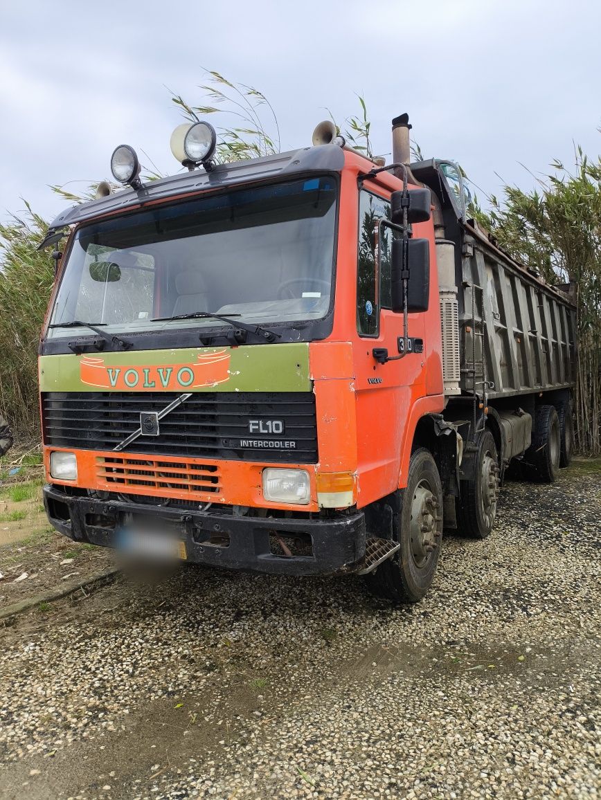 Volvo FL10 basculante