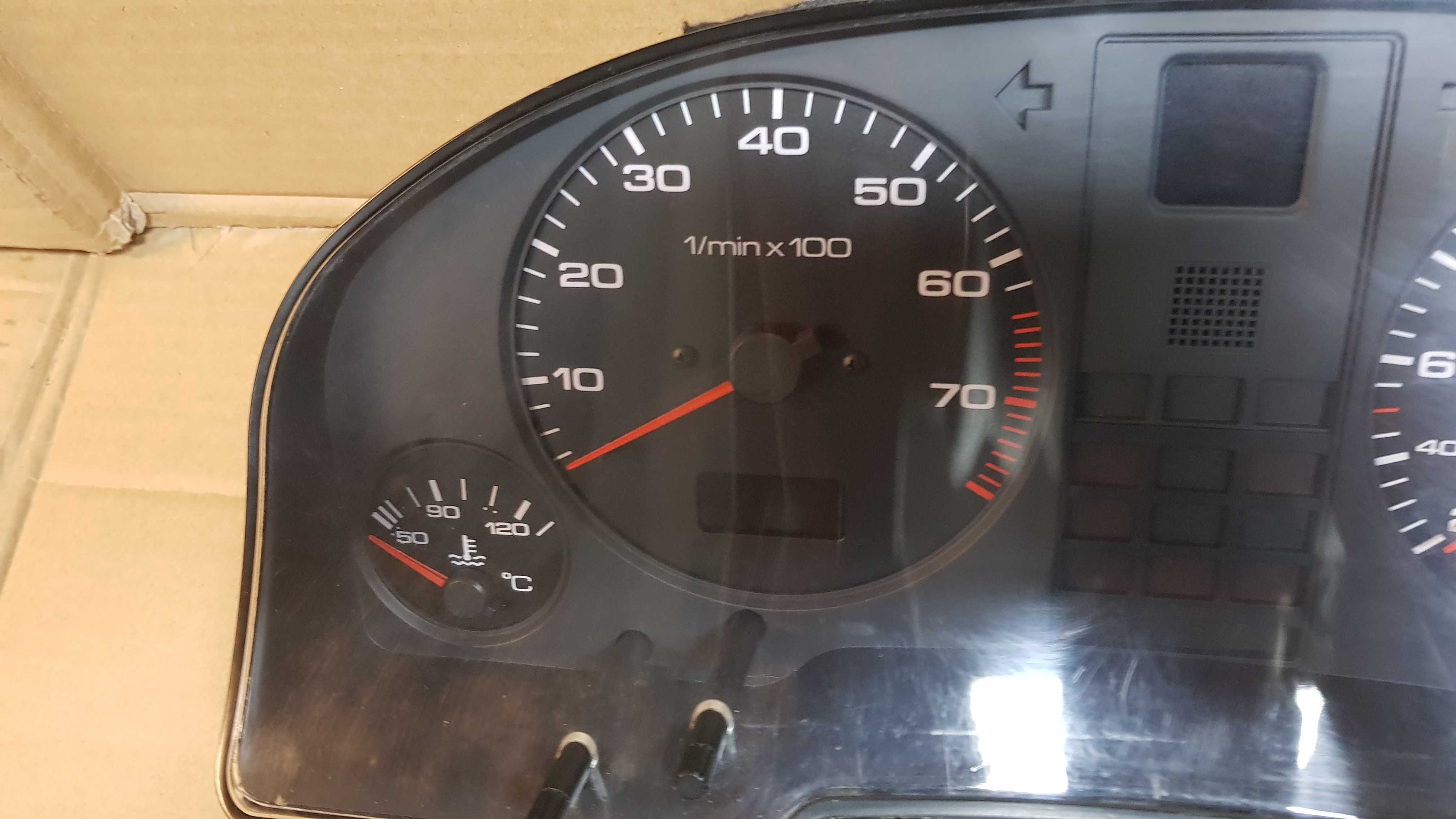 Zegary Licznik Audi 80 B4 0-260kmh
