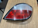 Фонарь задний правый  OPEL ASTRA H 2004-   24451837