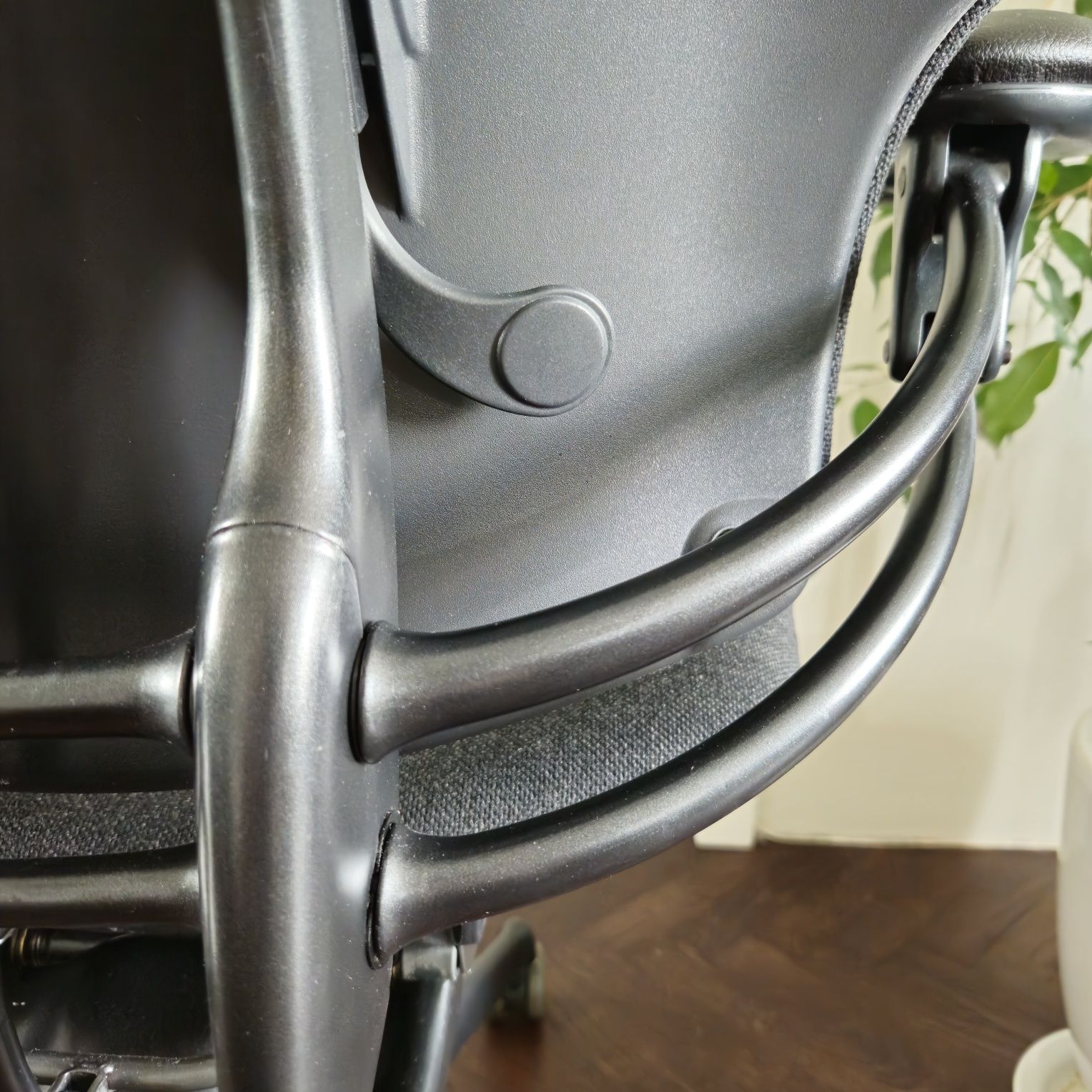 Humanscale freedom
