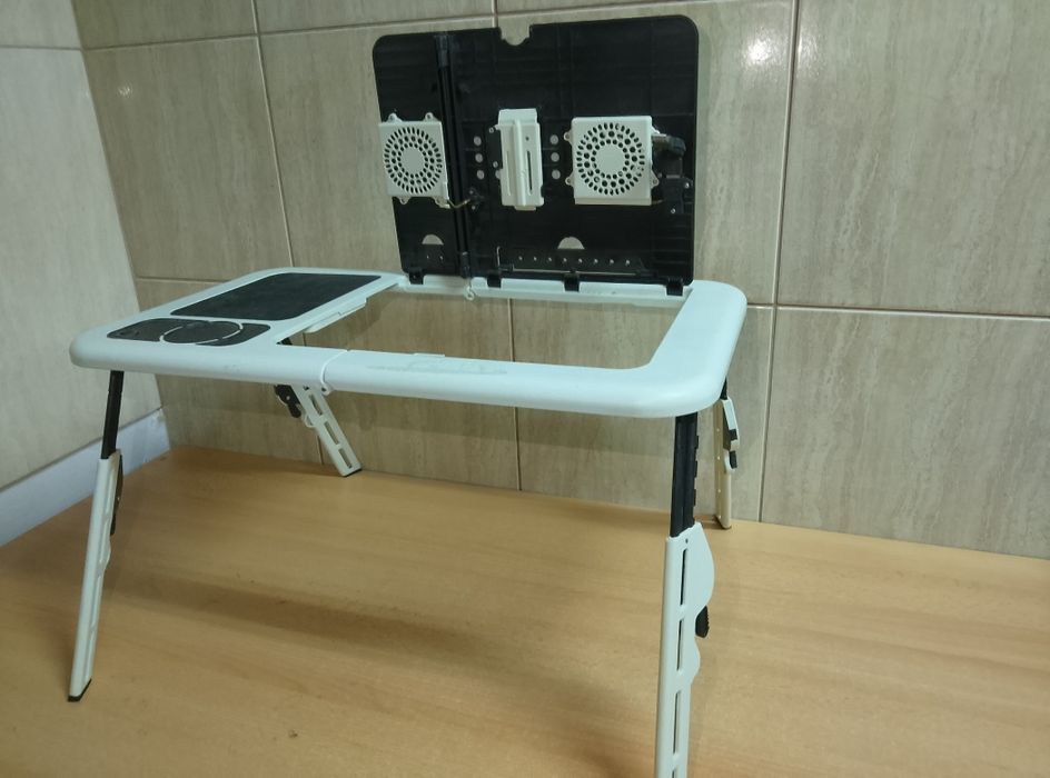 Podstawka chłodząca stolik pod laptopa 55x30x30 cm