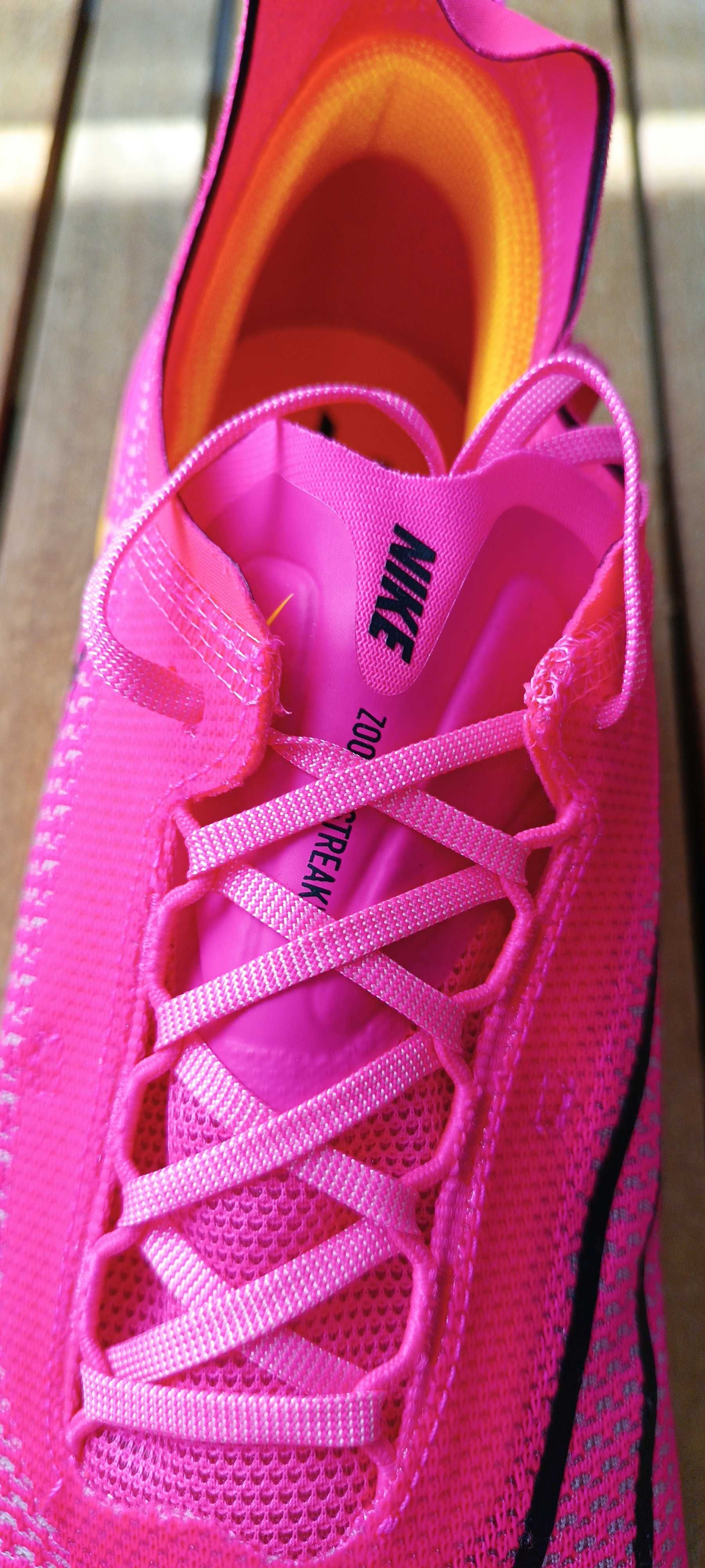 (r. 45,5) Nike ZoomX StreakFly Hyper Pink Laser Orange DJ6566,-600