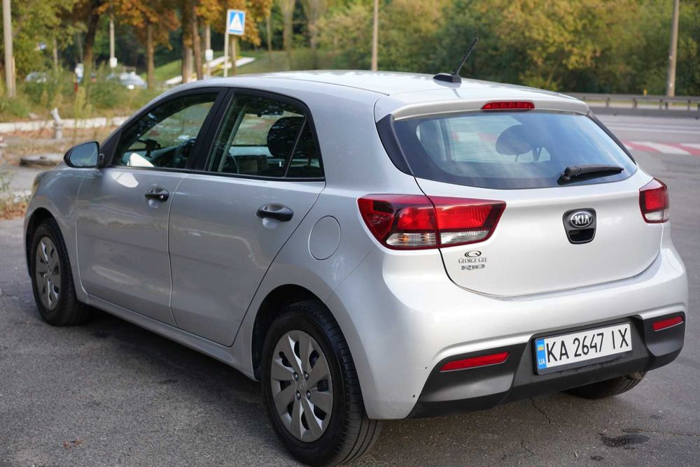 KIA RIO 2017 рік