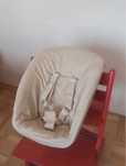 Stokke lezaczek do karmienia