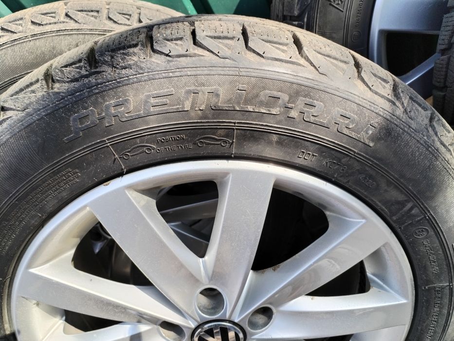 Продам зимову резину  ViaMaggiore 225/60 r17