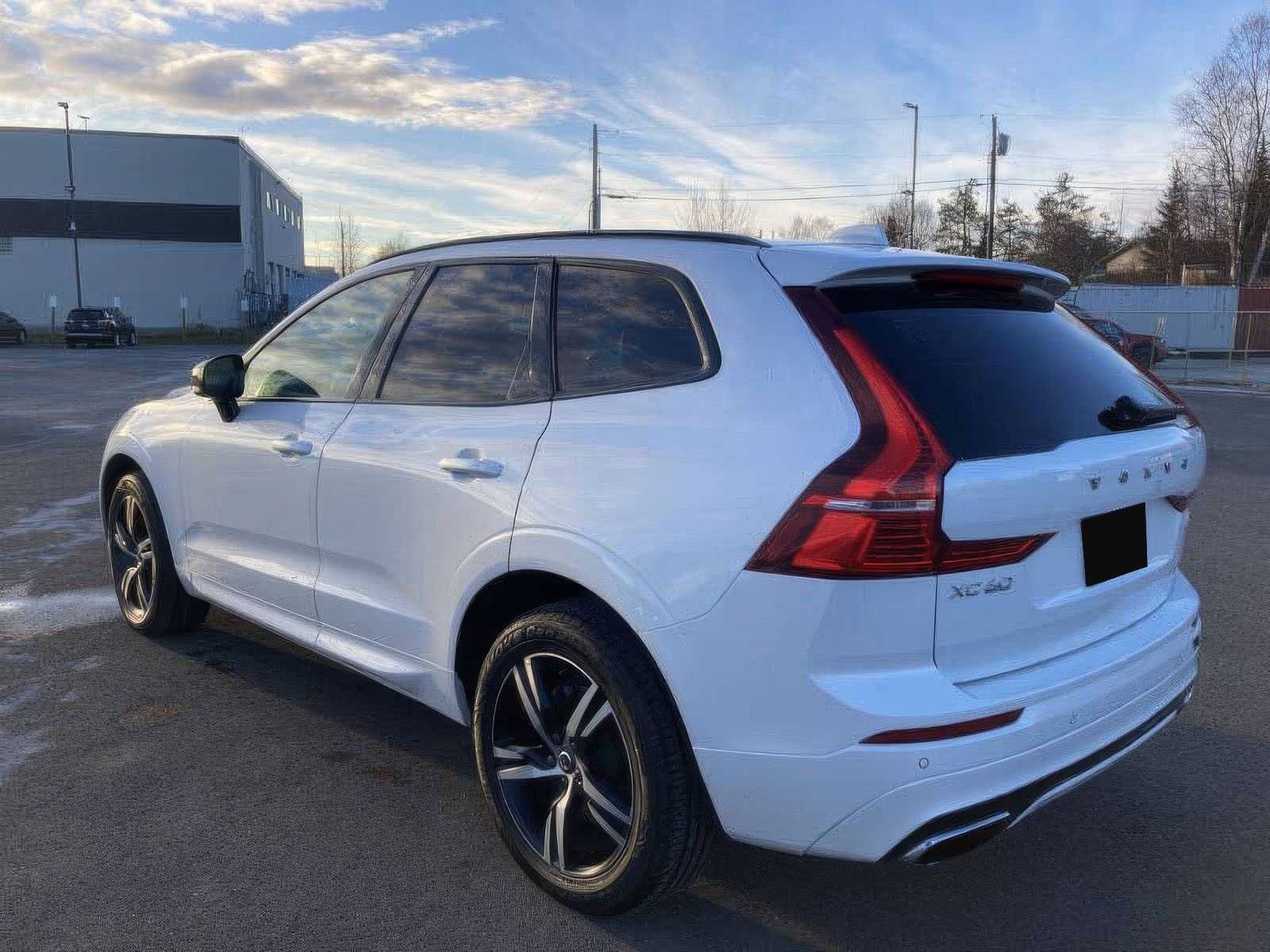 2020 Volvo XC60 T5 R-Design