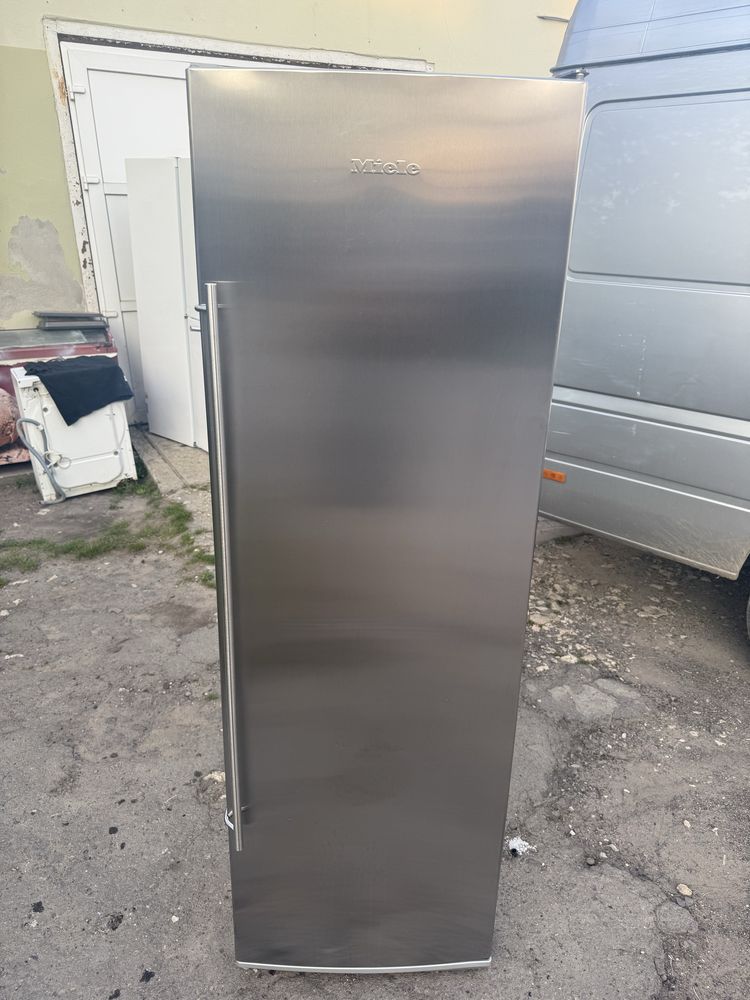 Холодильник однокамерний Miele 1,85см