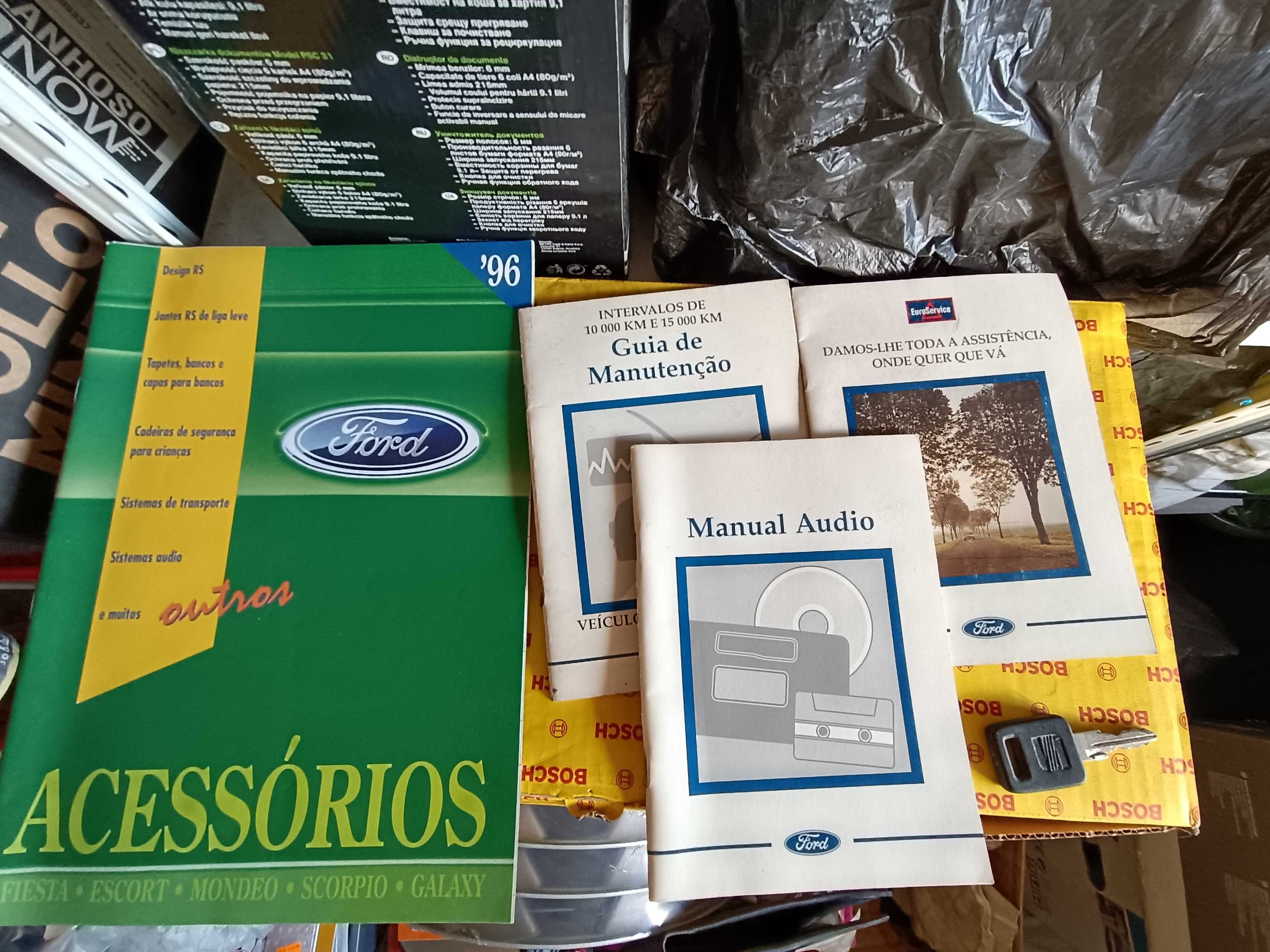 Conjunto Ford Fiesta 96-99::Óticas, Grelha, Tampões e Tapetes