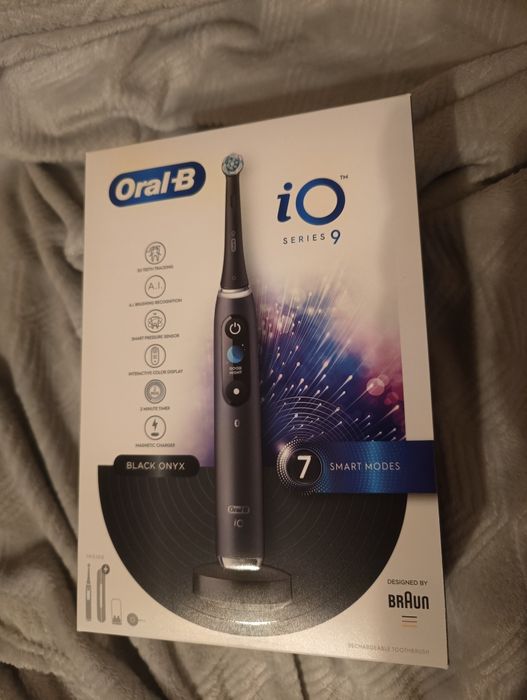 Oral-B iO series 9