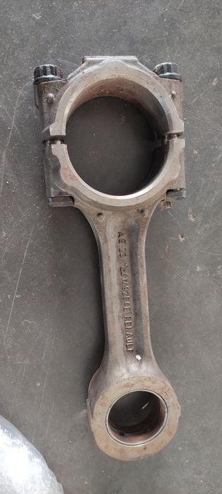 Комплект Шатунів Renault Premium 2001-2004