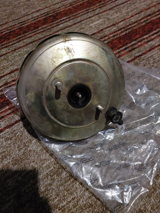 Вакуумний підсилювач гальм ВАЗ