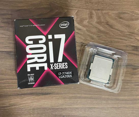 Процесор Intel Core i7-7740X BOX
