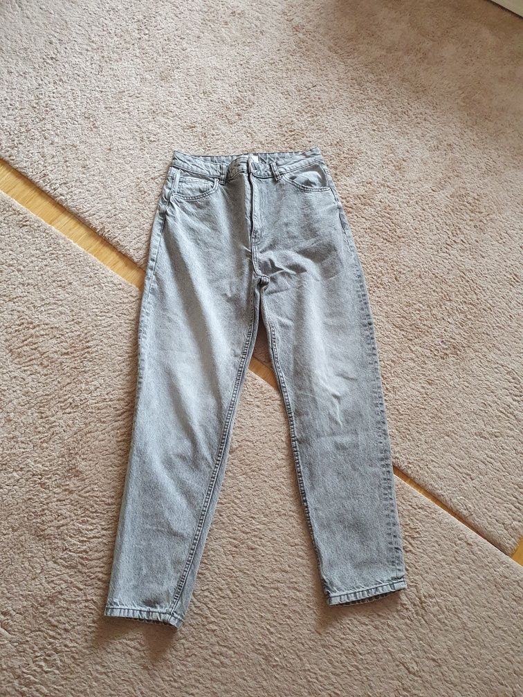 Jeansy bershka r. 40 jeansy boyfriend spodnie bershka 40 wysoki stan