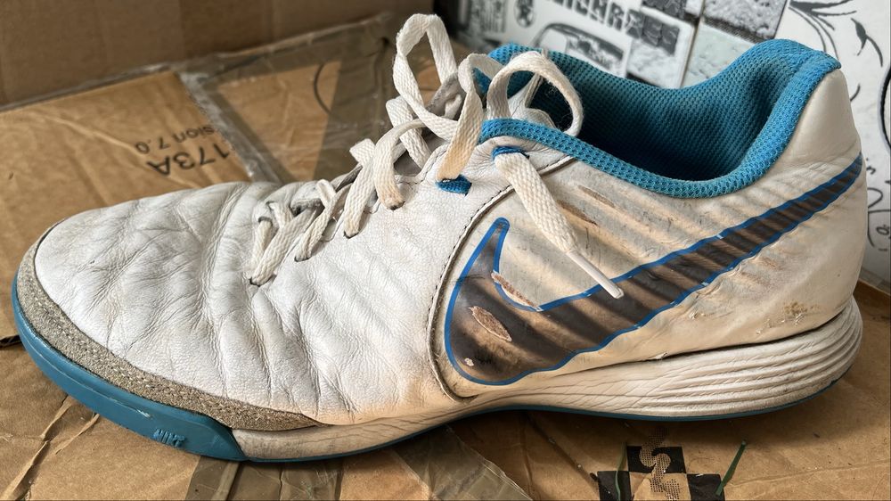 Футзалки Nike Tiempo