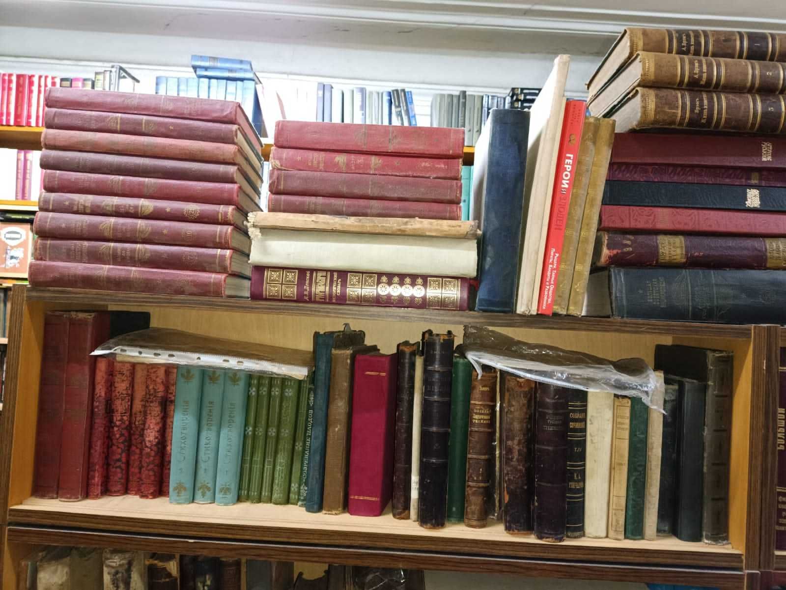 7. книги по философии и истории (Койре - Кьеркегор - Лакан - Лейрис)