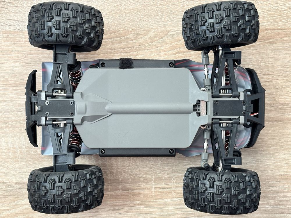 Радіокерована машинка RC MJX Hyper Go 16210 з 3s акумулятором.