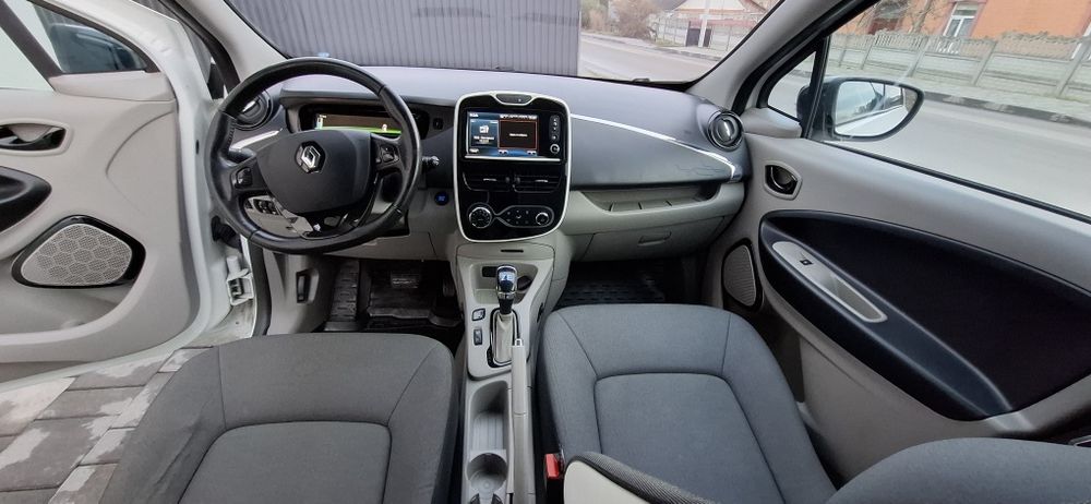 Продам Renault Zoe