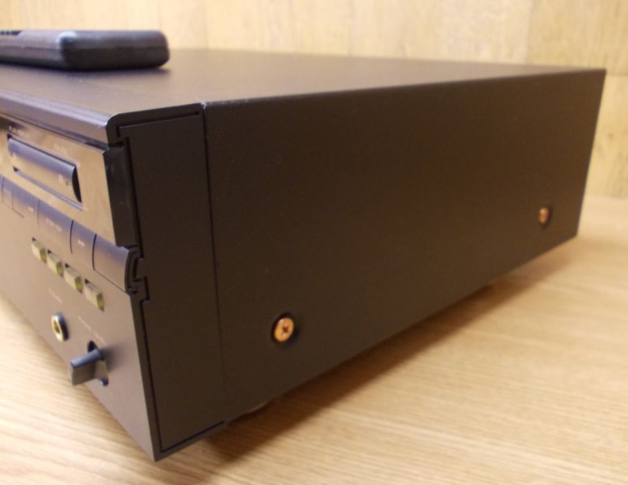 CD програвач Marantz cd-60.(TDA1541A)+пульт оригінал